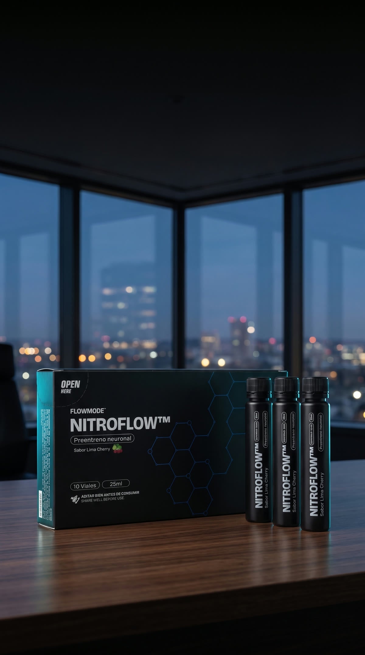 Caja y viales de NITROFLOW sobre la mesa de un despacho al atardecer